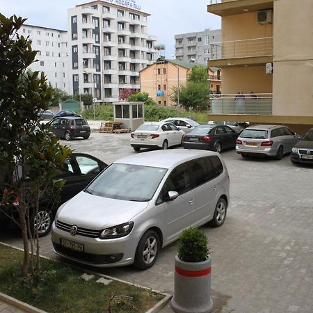 Everest Apartments Shëngjin Exterior foto
