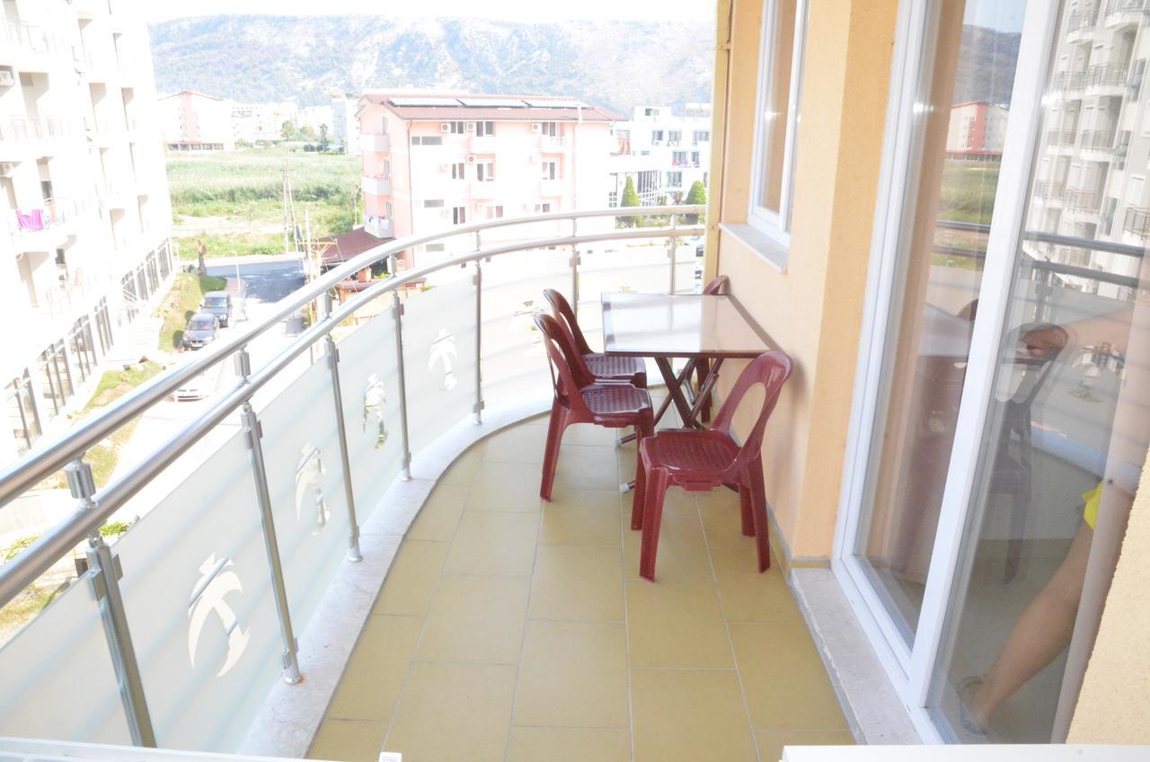 Everest Apartments Shëngjin Exterior foto